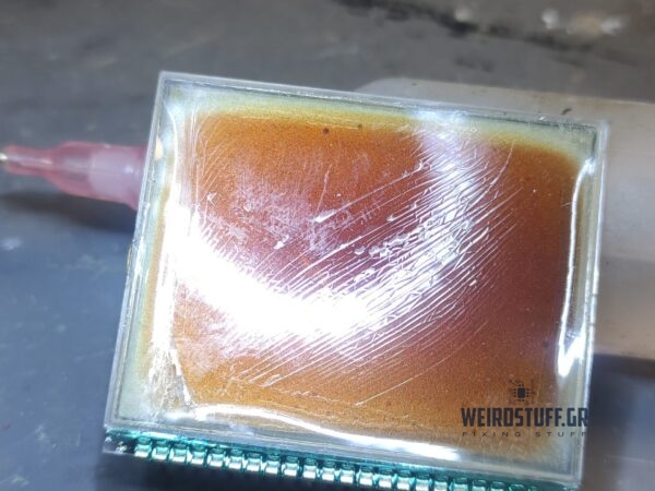 Επισκευή καμένης οθόνης LCD από κοντέρ μηχανής Sym Joyride 200 2007