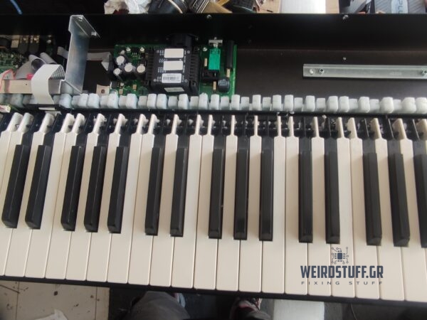 Επισκευη Nord Electro 5 HP Hammer Action Portable keyboard